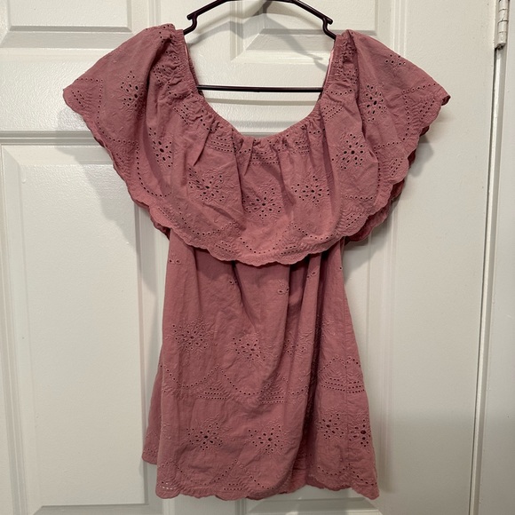 Knox Rose Mauve Eyelet Off-Shoulder Blouse - Picture 1 of 4